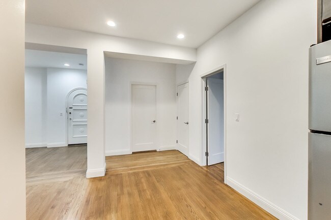 Foto del edificio - 1801 Gough St