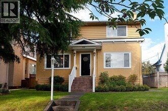 Building Photo - 115 W 43rd Ave