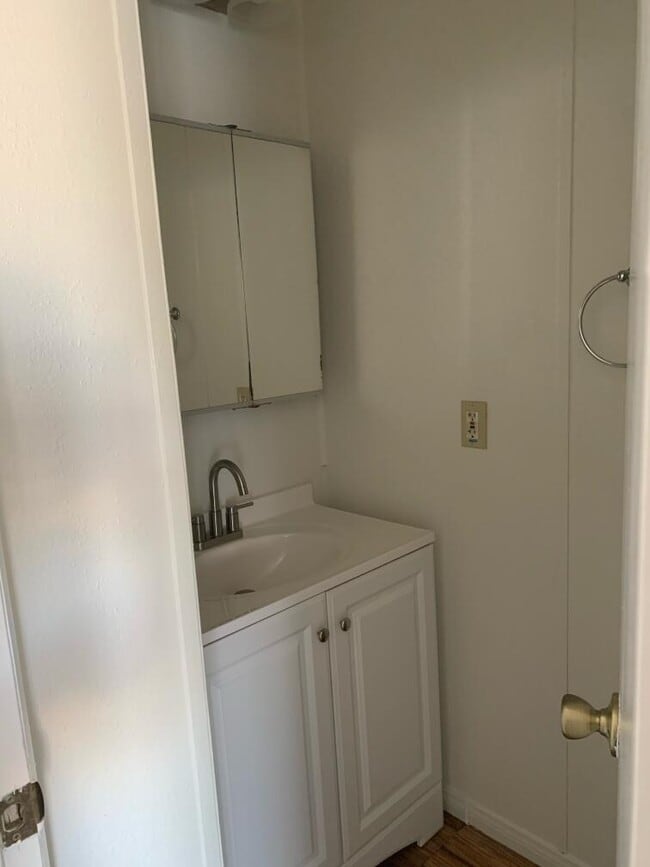 Foto del edificio - 40225 Harris Ln