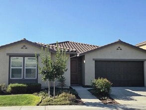 Building Photo - 4481 Hummingbird Cir
