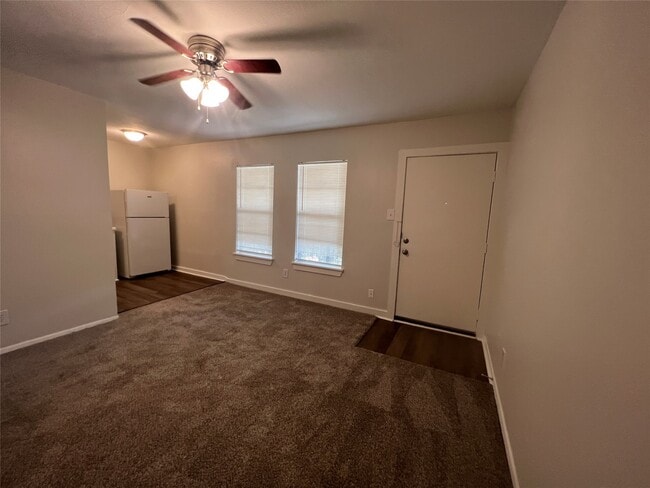 Foto del edificio - 5415 Scott St