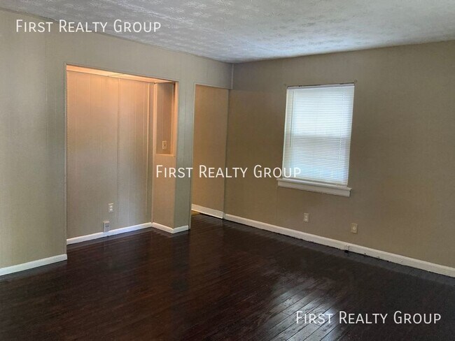 Foto del edificio - Nice 2 Bedroom, 1 Bath Single Family Home