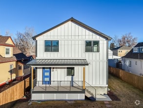 Building Photo - 3880 Sheridan Boulevard