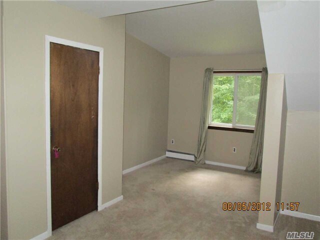 Foto del edificio - 12 Birch Hill Rd