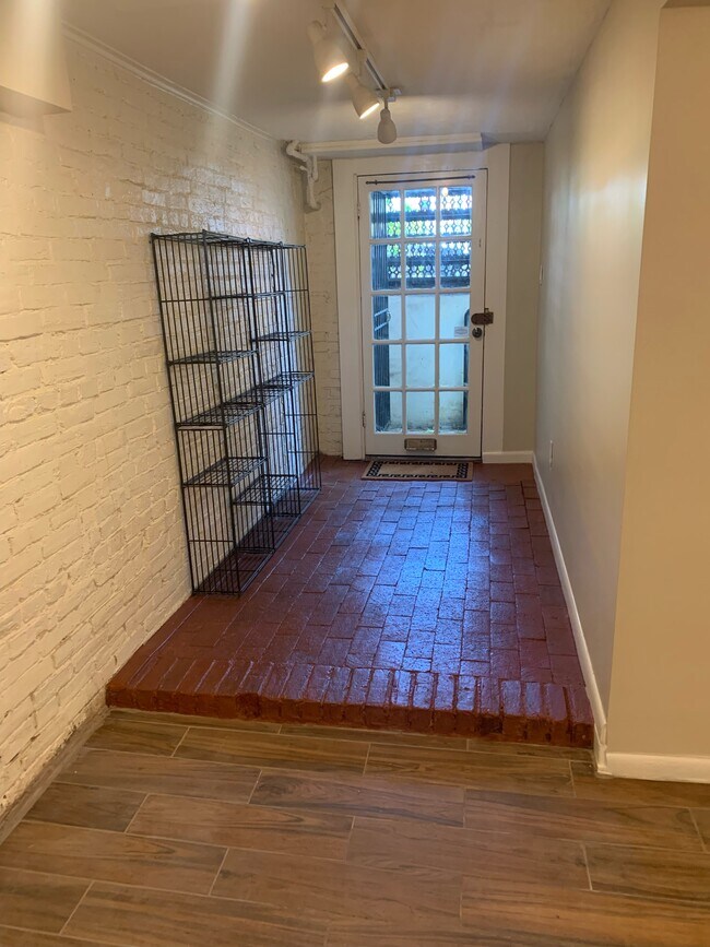 Foyer with - 1006 S St NW