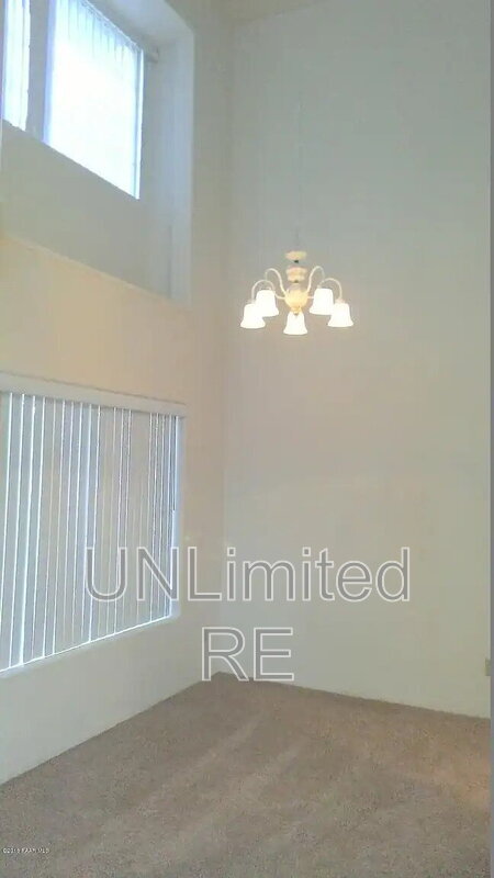 Foto del edificio - 3285 N Hedgewood Dr