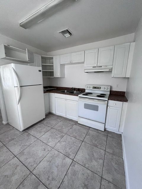 Foto del edificio - 4039 NW 31st Ave