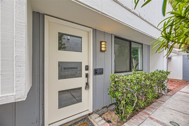 Foto del edificio - Golf Course Views from LVCC home