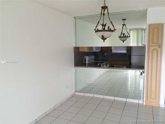 Foto del edificio - 2950 SW 3rd Ave