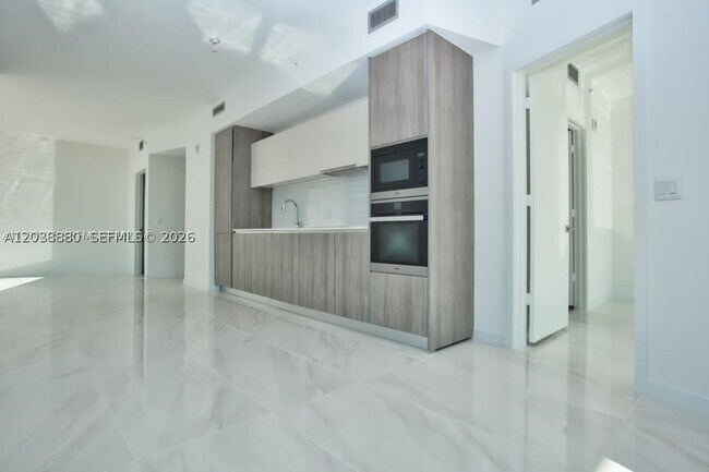 Foto del edificio - 2900 NE 7th Ave