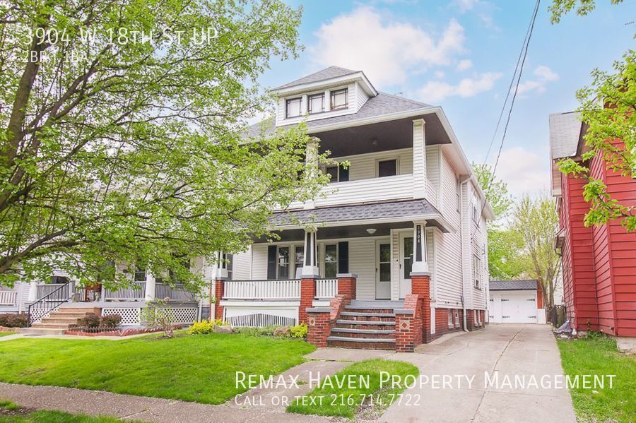 Primary Photo - 3904 W 18th St UP, Cleveland -Spacious 2 b...