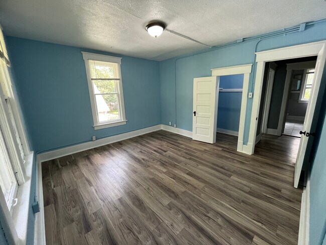 Foto del edificio - 603 W High St