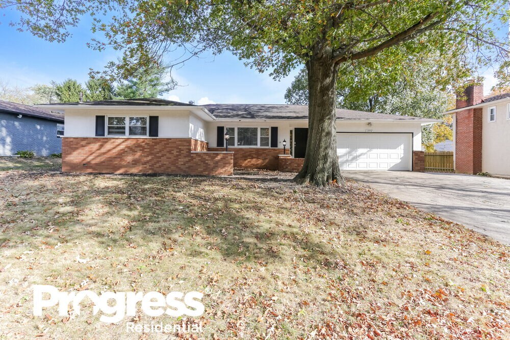 Primary Photo - 1392 Devonhurst Dr