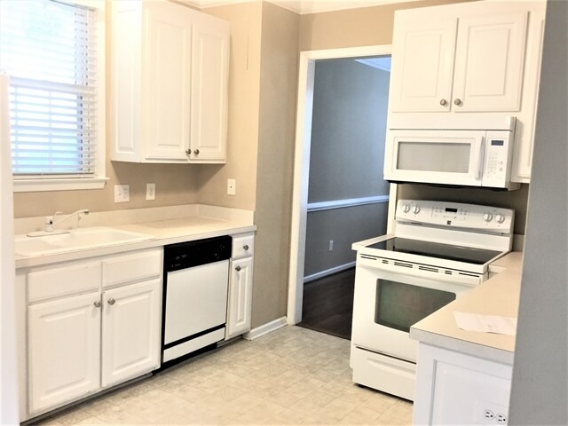 Foto del edificio - 4909 Heritage Woods Ct