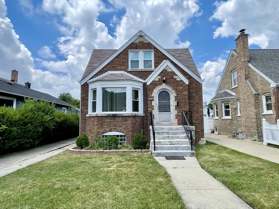 Primary Photo - 11130 S Kedzie Ave