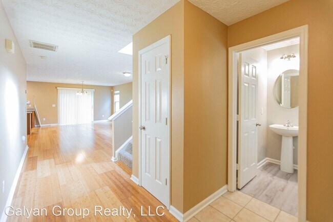 Building Photo - 4 br, 2.5 bath House - 3506 Sable Glen Lane