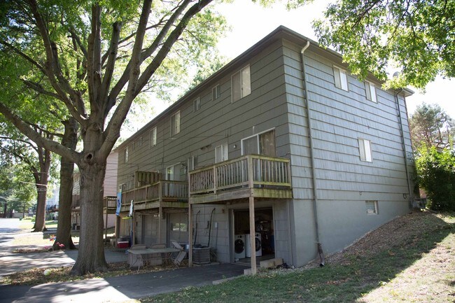 Foto del edificio - 9317 Reeder Ave