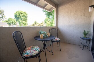 Interior Photo - Gold Coast Apartments *First Month Free*