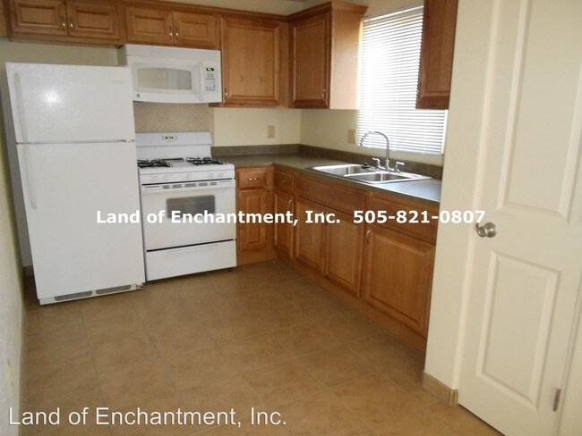 Building Photo - 2 br, 1 bath Apartment - 5309 10th Ct. NW #A