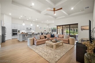 Building Photo - 9774 Everglades Dr