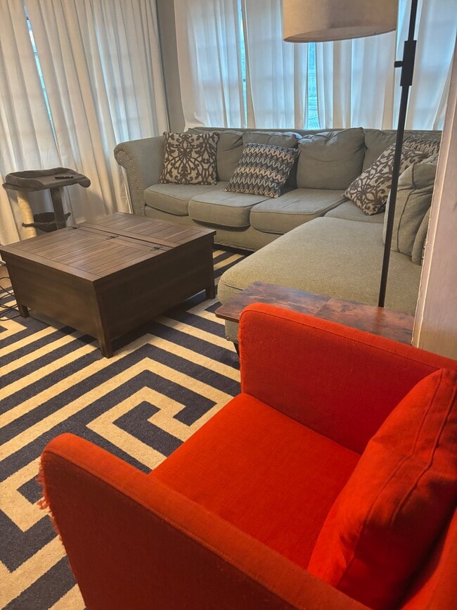 Foto del edificio - 712 W Cherokee St