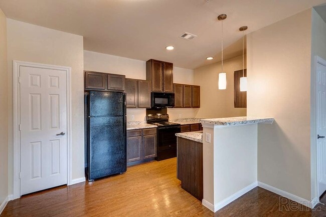 Building Photo - Culebra Creek Apartments
