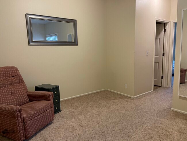 Foto del edificio - 594 Wimbledon Ct