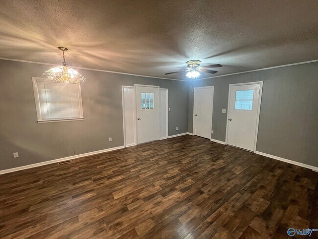 Foto del edificio - 212 Cherry St NW