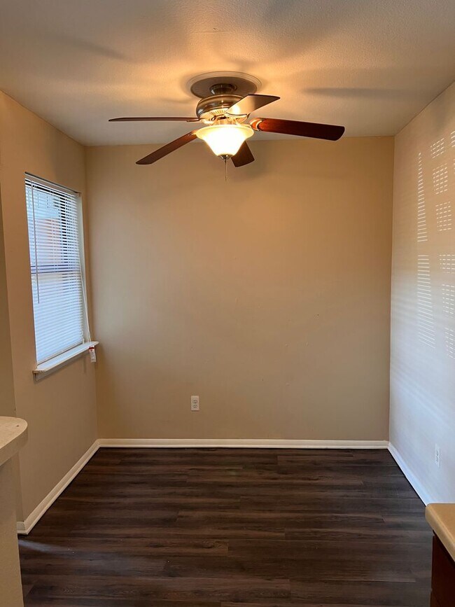 Foto del edificio - 5994 E 33rd Ct