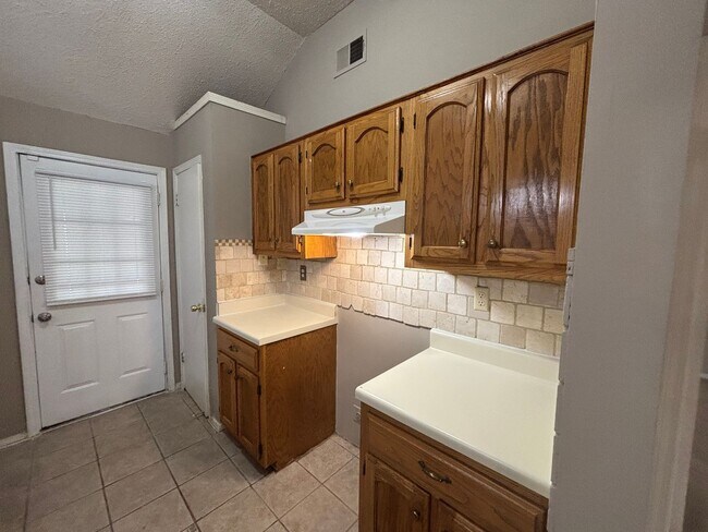 Foto del edificio - 3972 Schoolfield Cove