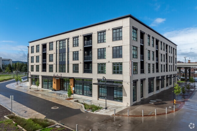 Building Photo - Heartwood