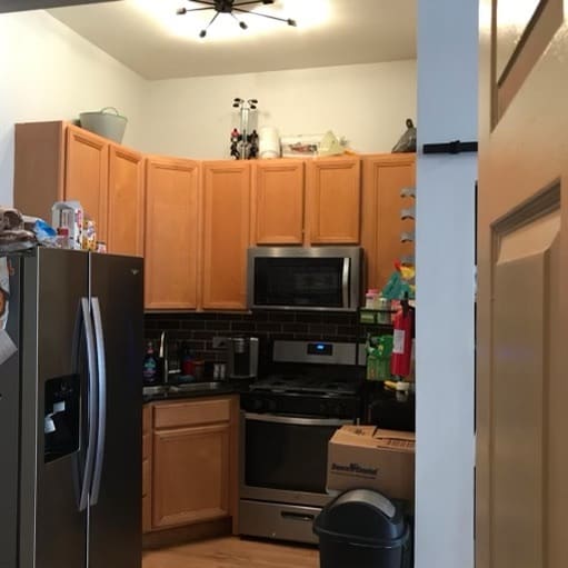 Kitchen - 3617 W Armitage Ave
