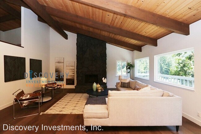 Building Photo - 3 br, 3 bath House - 7250 Woodrow Drive