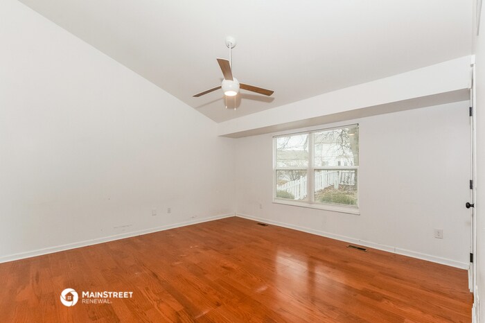 Building Photo - 9 Red Cedar Parc Ct