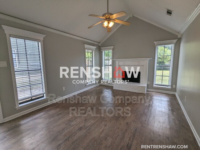 Foto del edificio - 6375 N Fawn Hollow Cir