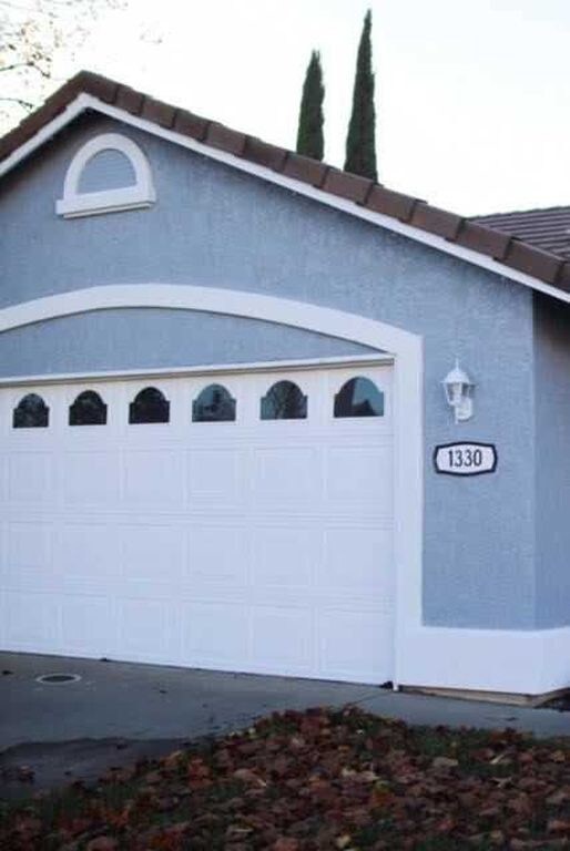 Building Photo - 1330 Cobblestone Dr