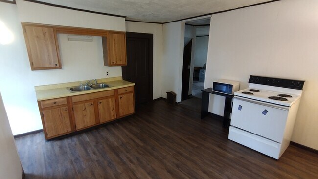 Foto del edificio - 753 E High Ave