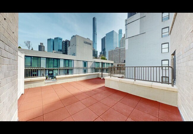 Building Photo - 365 W 52nd St