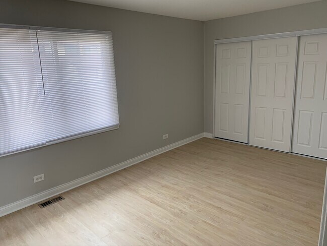 Foto del edificio - 2221 Windsor Ln