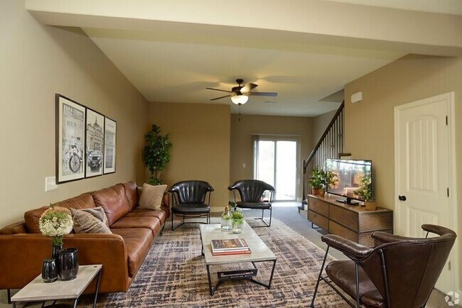 Foto del edificio - Eagle Creek Townhomes - Exterior Townhome - Your New Home Comes with Big Monthly Savings