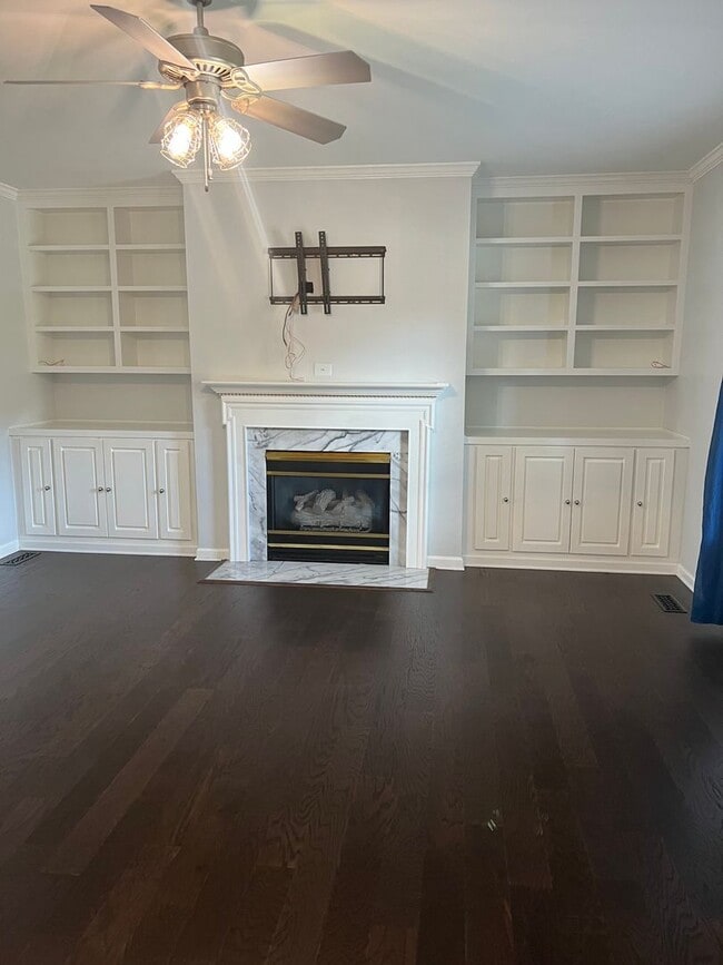 Foto del edificio - Stunning 3BR/2.5BA Home in Franklin!  Minu...