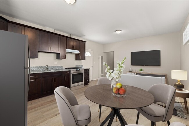 Foto del edificio - 2907 E Sawyer St