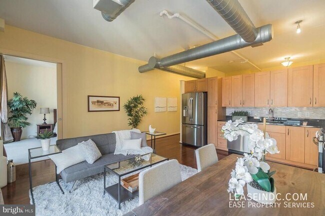 Foto del edificio - 811 4th St NW