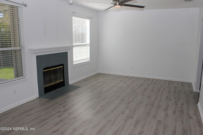 Building Photo - 2542 Cinnamon Springs Trail