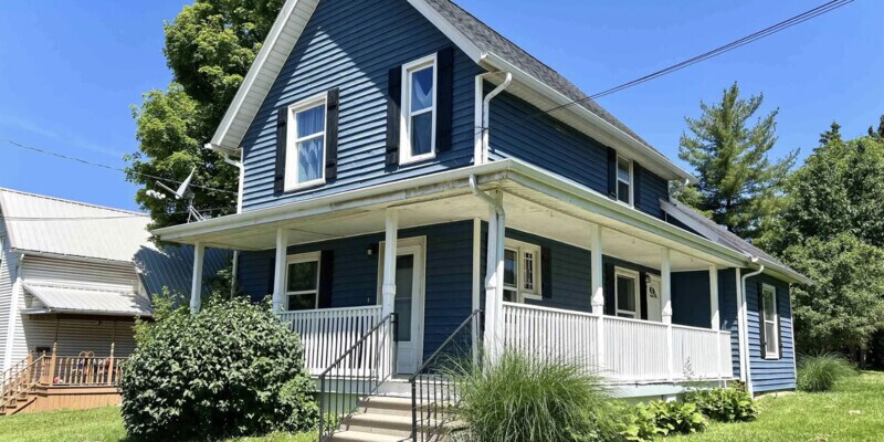 Primary Photo - The Blue House