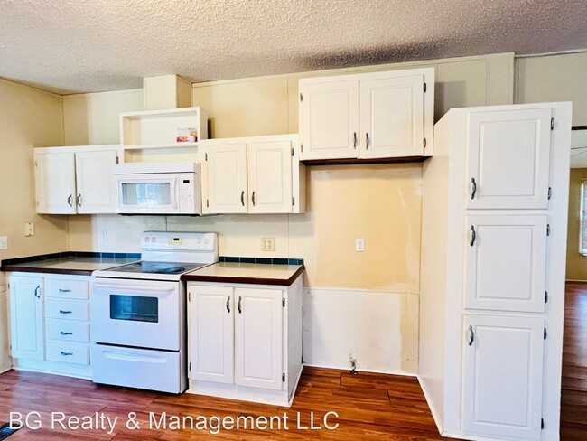 Foto del edificio - 4 br, 2 bath House - 1200 Post Road