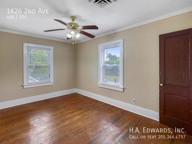 Building Photo - 1620 2nd Ave