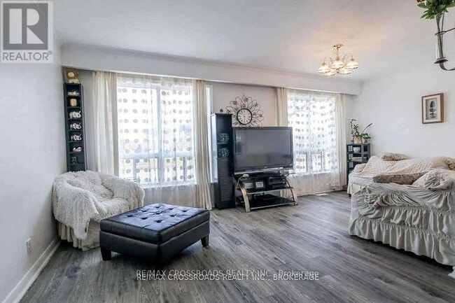 Building Photo - 648 Brimley Rd