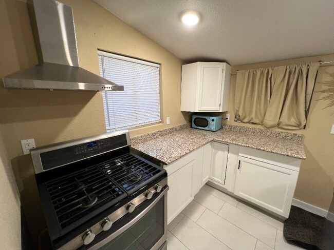 Foto del edificio - 4353 Columbine St