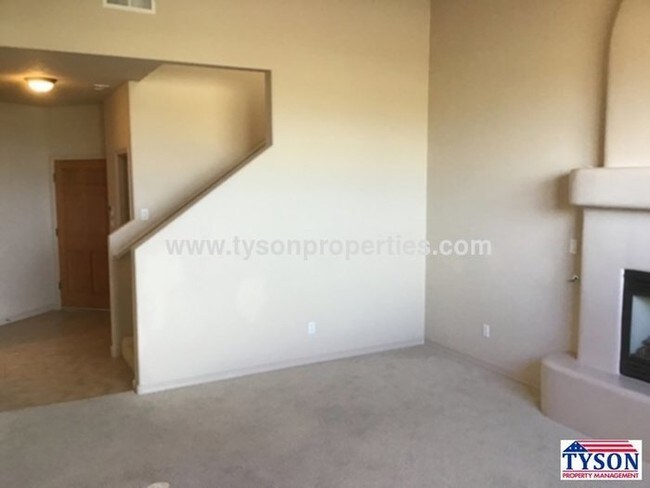 Building Photo - 8701 Desert Fox Way NE